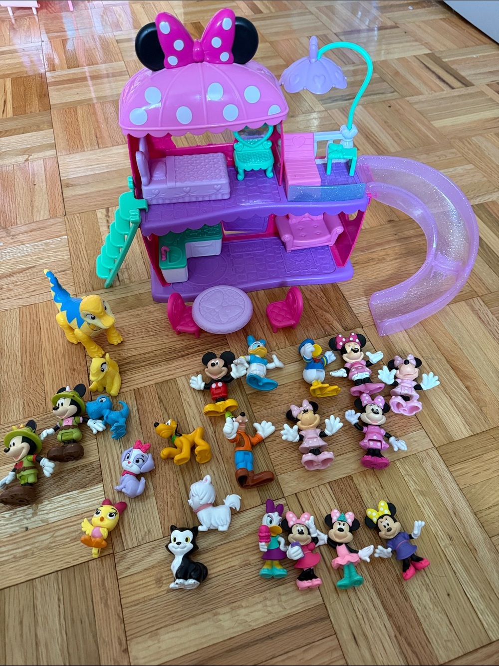 Micky and Minnie Mouse toy lot
